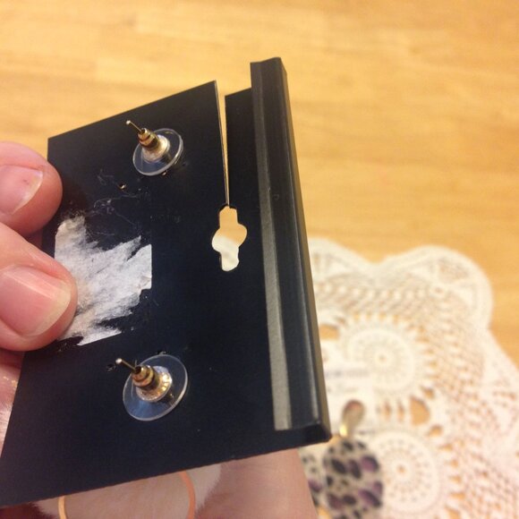 Earrings Bundle - Costume Jewelry in muted tones and animal print - Picture 4 of 6